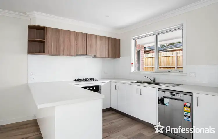 Fifth view of Homely house listing, 2 Opal Court, Lilydale VIC 3140