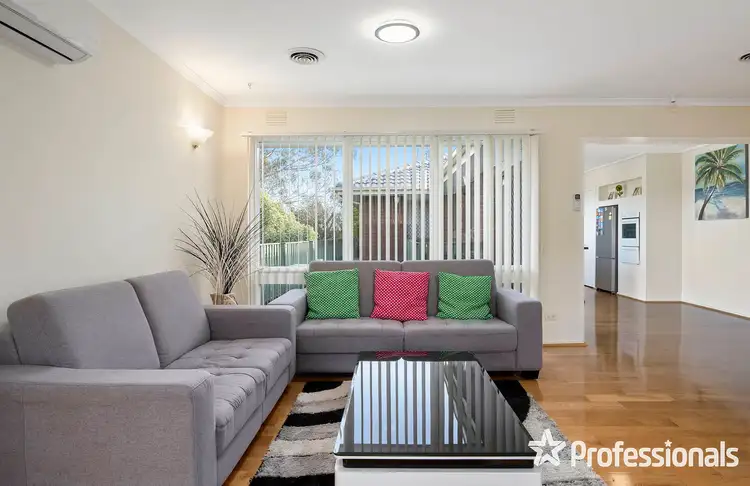 Third view of Homely house listing, 3 Iris Court, Mooroolbark VIC 3138