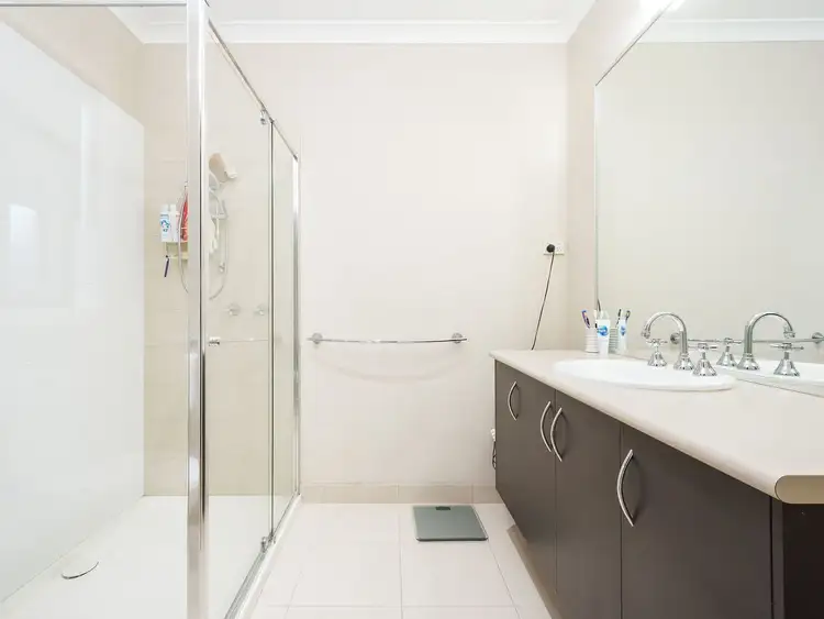 Seventh view of Homely house listing, 20 Greybox Way, Kialla VIC 3631