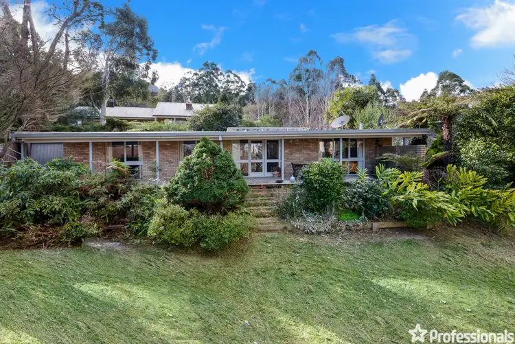 54 Surrey Road, Warburton VIC 3799
