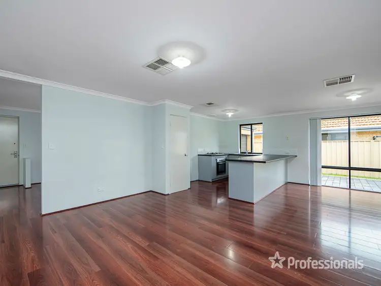 7 Jordan Place, Wattle Grove WA 6107
