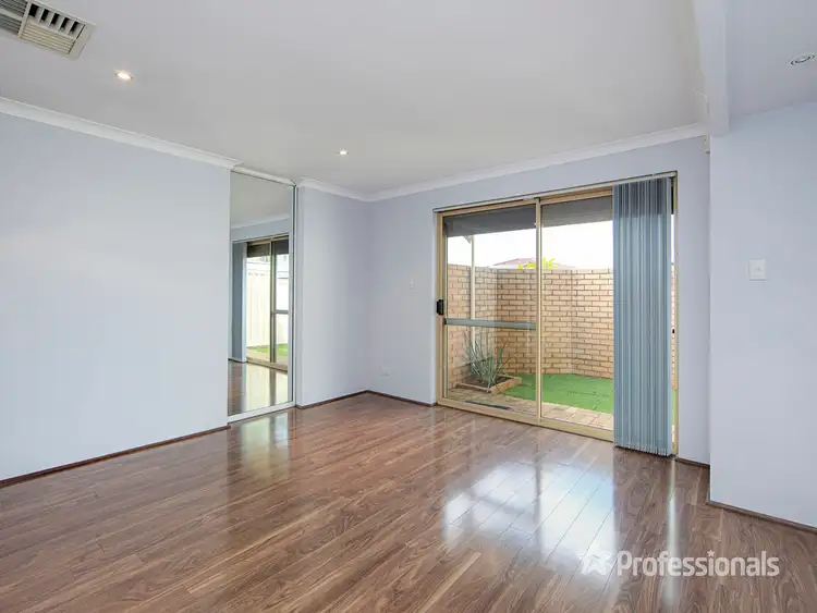 Fourth view of Homely house listing, 7 Azurite Court, Forrestfield WA 6058