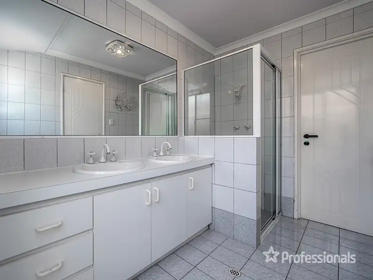 Sixth view of Homely house listing, 7 Azurite Court, Forrestfield WA 6058
