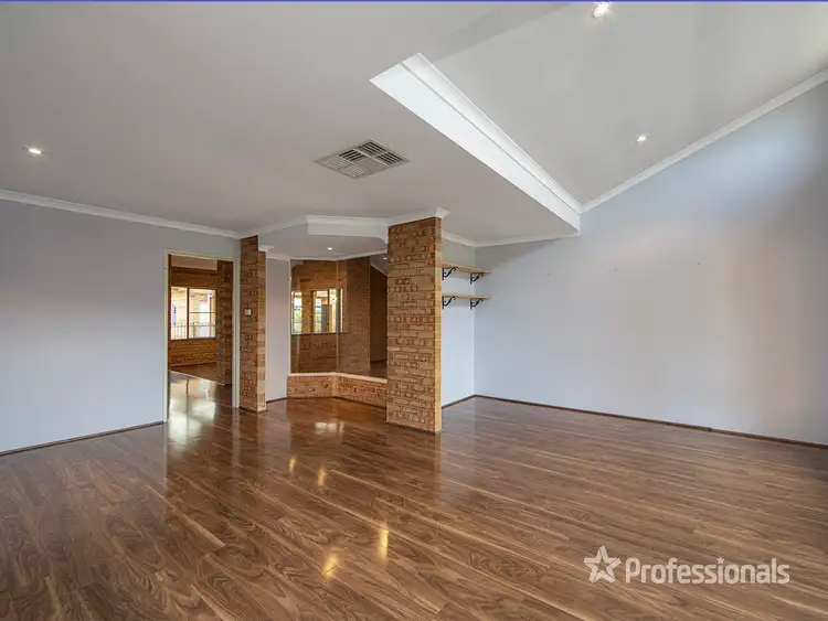 Seventh view of Homely house listing, 7 Azurite Court, Forrestfield WA 6058
