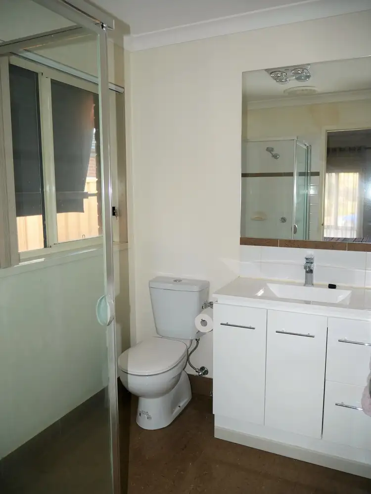 Fifth view of Homely house listing, 31 Taig Avenue, Kialla VIC 3631