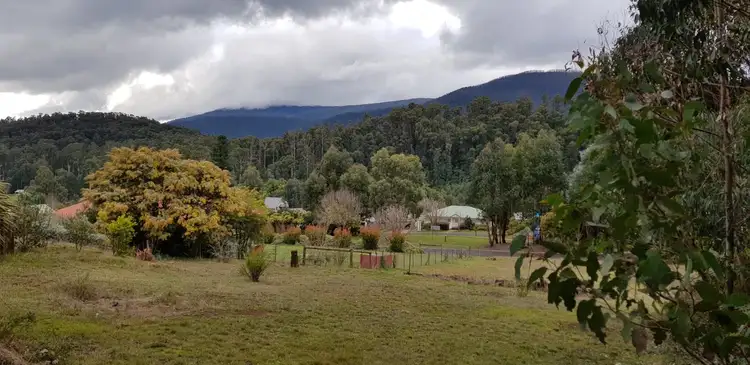 6 Allison Crescent, Marysville VIC 3779