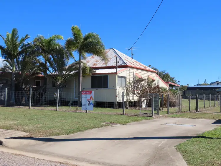 36 Poole Street, Bowen QLD 4805