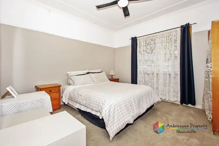 Fifth view of Homely house listing, 1 Helen Street, Mount Hutton NSW 2290