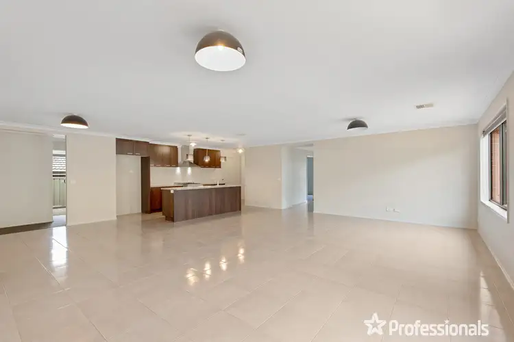 Third view of Homely house listing, 10 Jasmine Rise, Kangaroo Flat VIC 3555