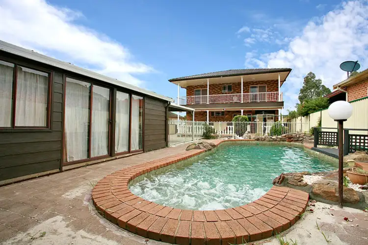 48 Russell Street, Greenacre NSW 2190