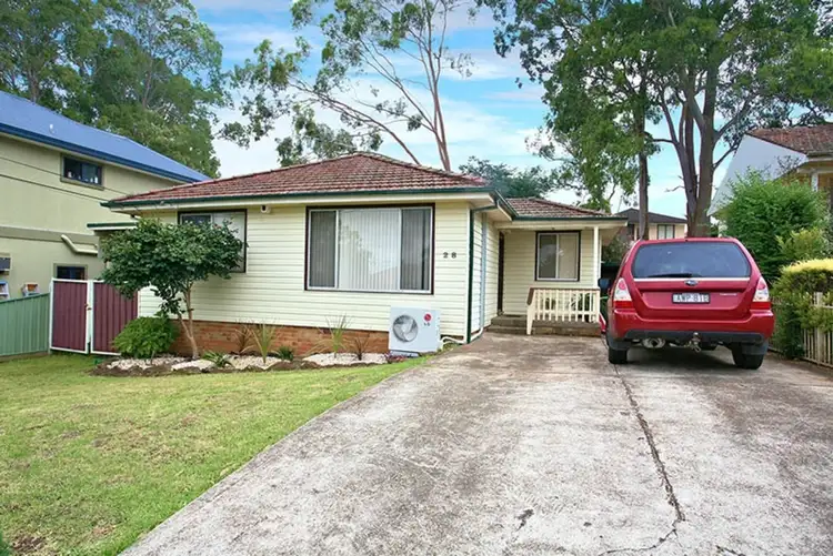 28 Donnington Avenue, Georges Hall NSW 2198