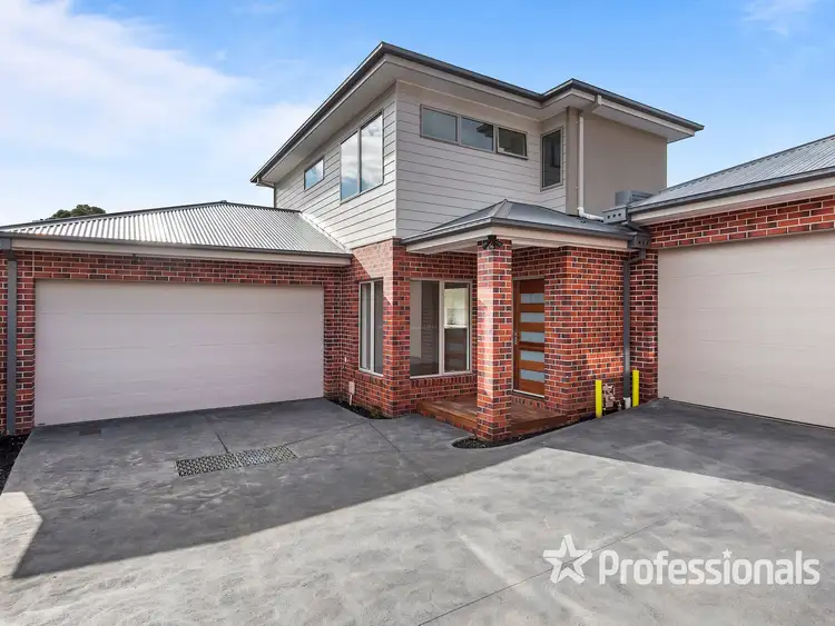 Third view of Homely townhouse listing, 2/9 Leigh Road, Croydon VIC 3136