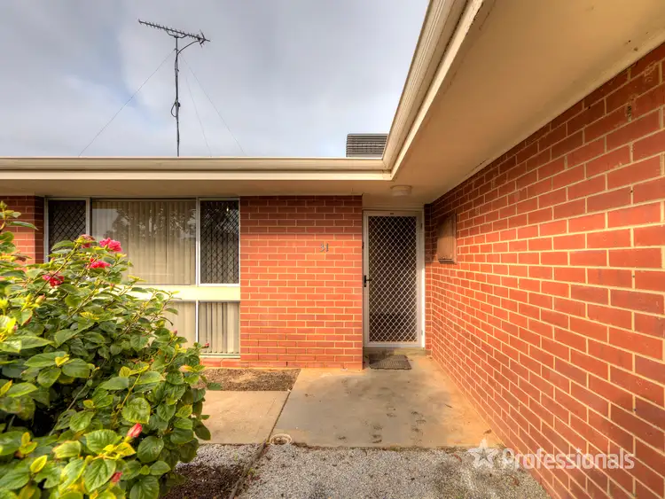 Second view of Homely house listing, 31 Wandoo Crescent, Wongan Hills WA 6603