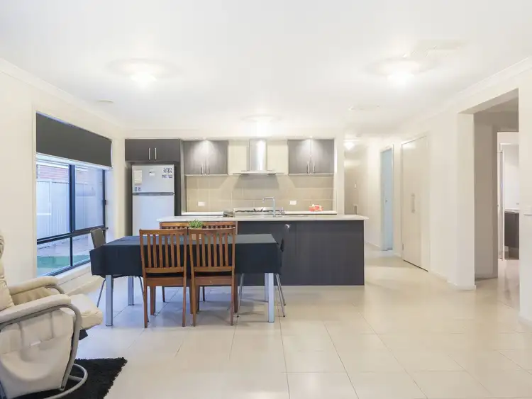 Fifth view of Homely house listing, 8 Greybox Way, Kialla VIC 3631