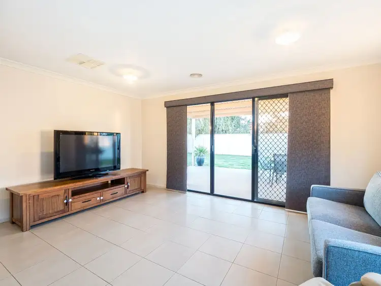 Sixth view of Homely house listing, 8 Greybox Way, Kialla VIC 3631