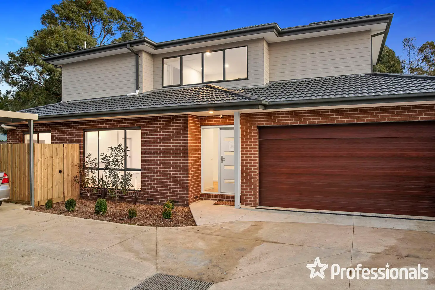 Main view of Homely townhouse listing, 81a Esther Crescent, Mooroolbark VIC 3138