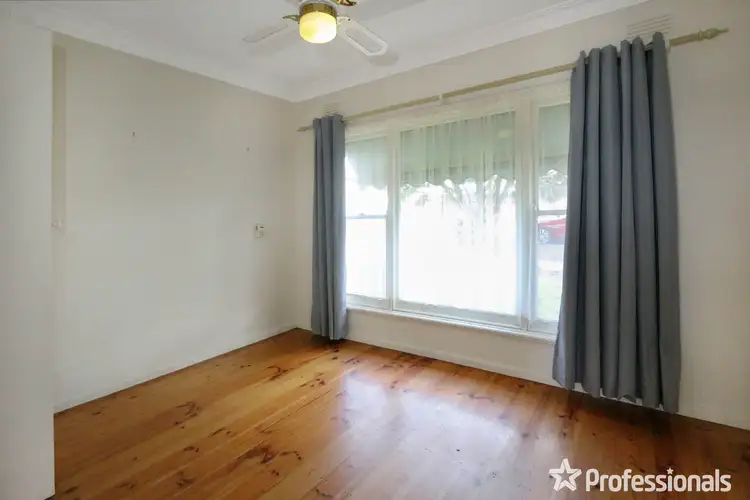 Fifth view of Homely house listing, 5 Chapel Street, Kangaroo Flat VIC 3555