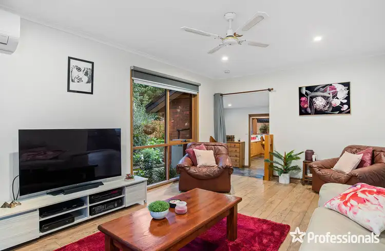 Fifth view of Homely house listing, 1 Fernleigh Drive, Mooroolbark VIC 3138