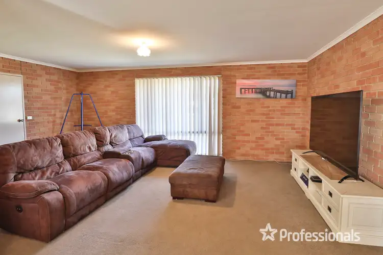 Third view of Homely house listing, 8 Hampton Court, Red Cliffs VIC 3496