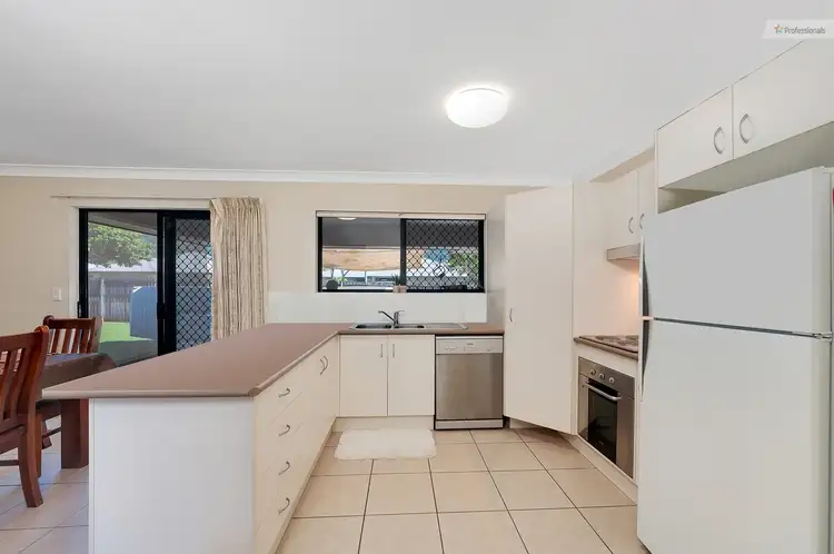 23 Cliffdale Street, Bentley Park QLD 4869