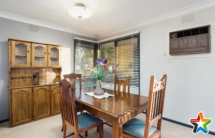 Fifth view of Homely house listing, 10 Royal Avenue, Mooroolbark VIC 3138