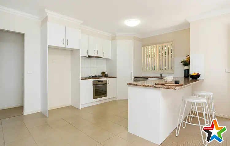 Sixth view of Homely unit listing, 10a Wainewright Avenue, Mooroolbark VIC 3138