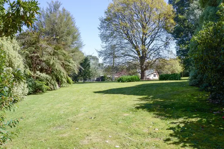 73 Surrey Road, Warburton VIC 3799