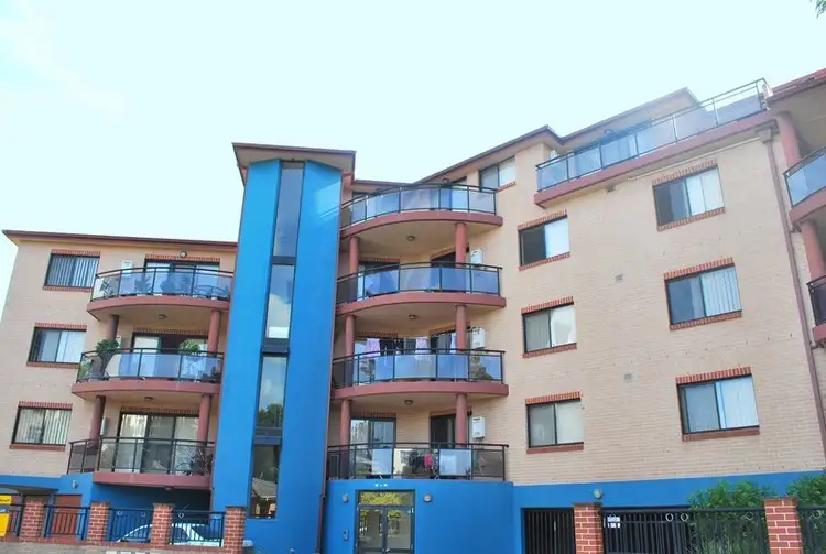 13/10-12 Tindall Avenue, Liverpool NSW 2170