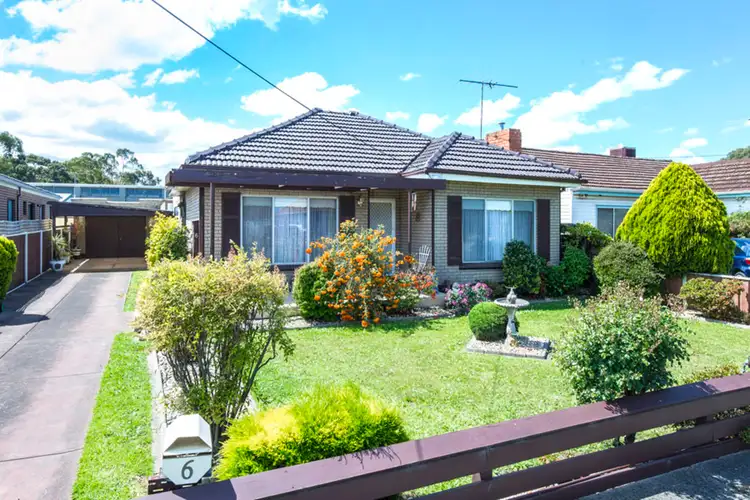 6 Marsden Avenue, Pascoe Vale South VIC 3044