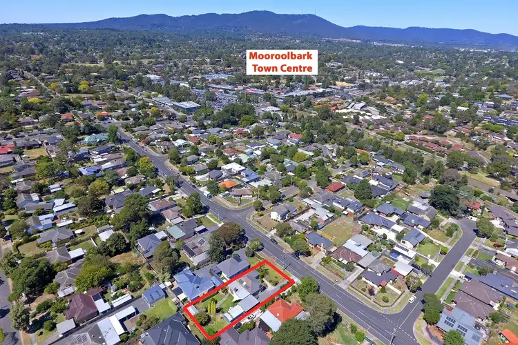 28 Diane Crescent, Mooroolbark VIC 3138