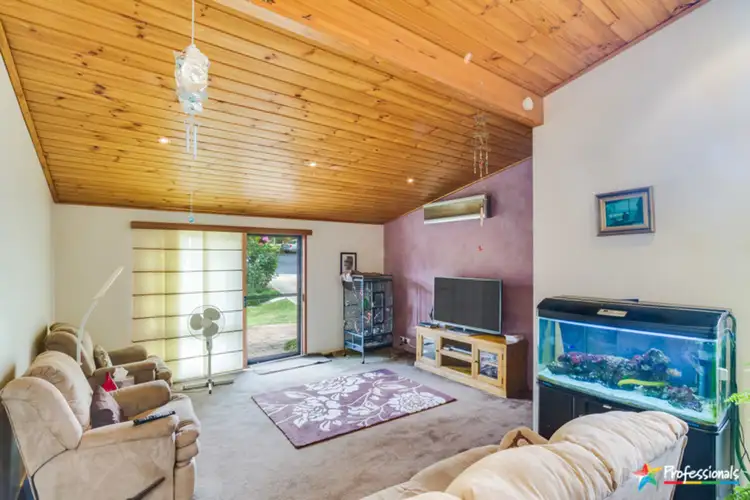 Fifth view of Homely house listing, 12 Verna Close, Armidale NSW 2350