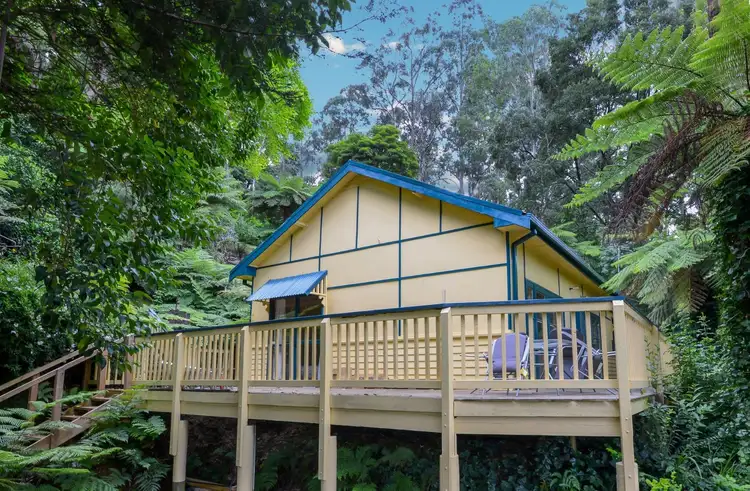 4 Wellington Road, Warburton VIC 3799