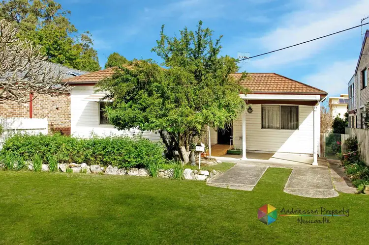 24 New Road, Warners Bay NSW 2282