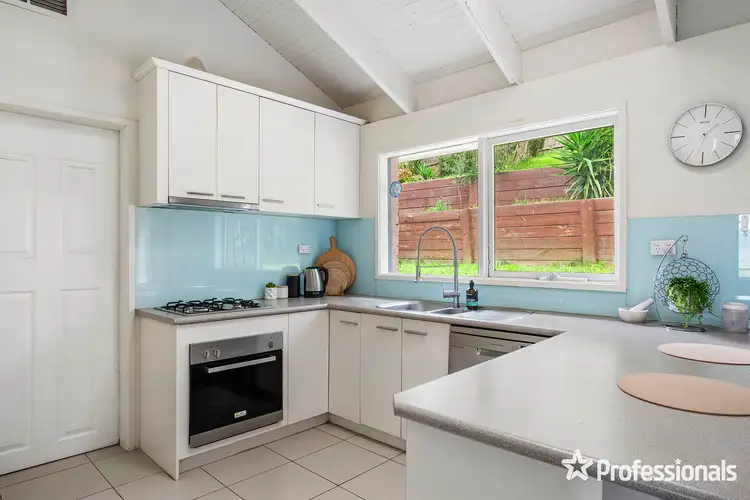 Fifth view of Homely house listing, 14 Landara Court, Mooroolbark VIC 3138