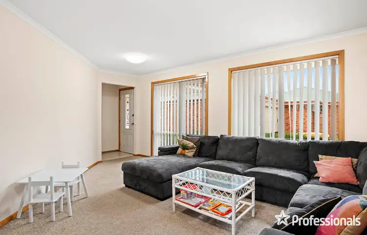 Fifth view of Homely unit listing, 2/79 Taylor Road, Mooroolbark VIC 3138