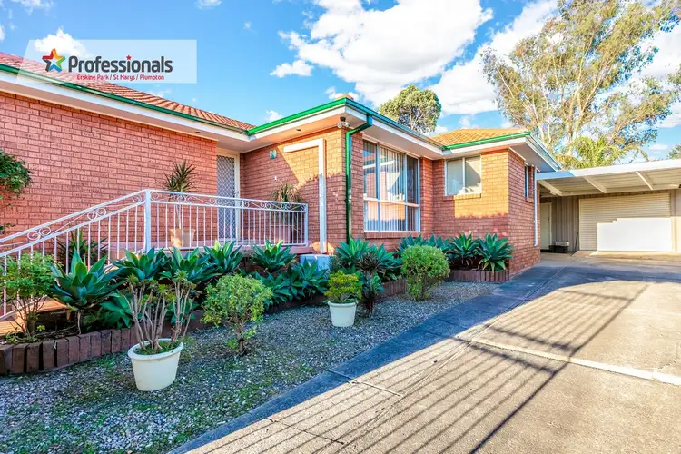 30 Menzies Circuit, St Clair NSW 2759