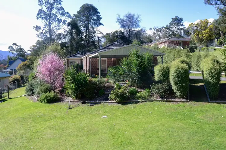 13 Victoria Street, Yarra Junction VIC 3797