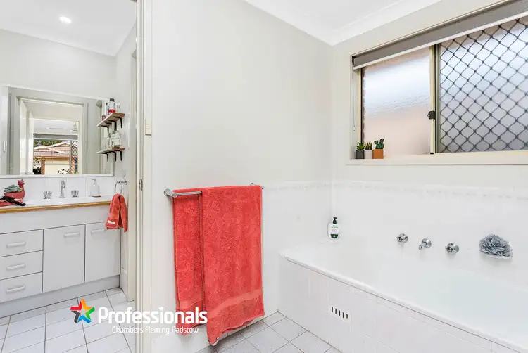 Fifth view of Homely house listing, 19 Paroo Court, Wattle Grove NSW 2173