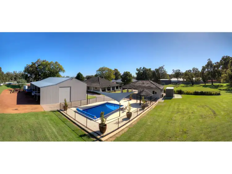 301 Hawtin Road, Forrestfield WA 6058