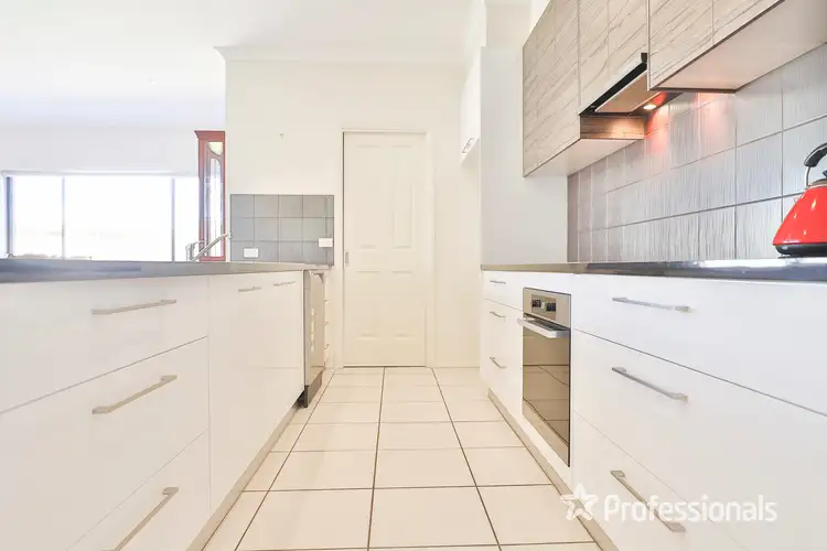 Seventh view of Homely house listing, 11 Renshinkan Court, Mildura VIC 3500