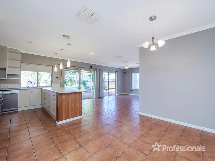 Seventh view of Homely house listing, 4 Limonite Court, Forrestfield WA 6058