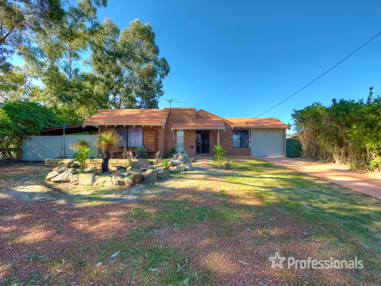 Fifth view of Homely house listing, 12 Sorrel Court, Forrestfield WA 6058