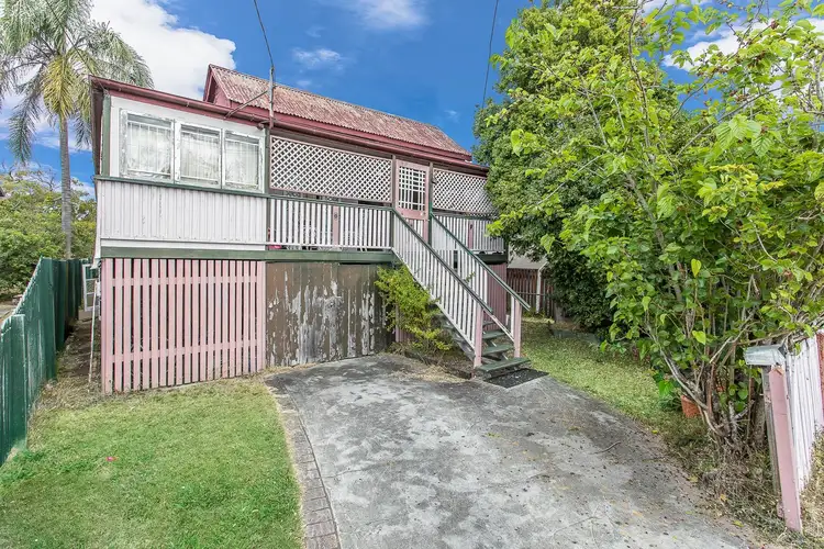 26 Towner Street, Sandgate QLD 4017