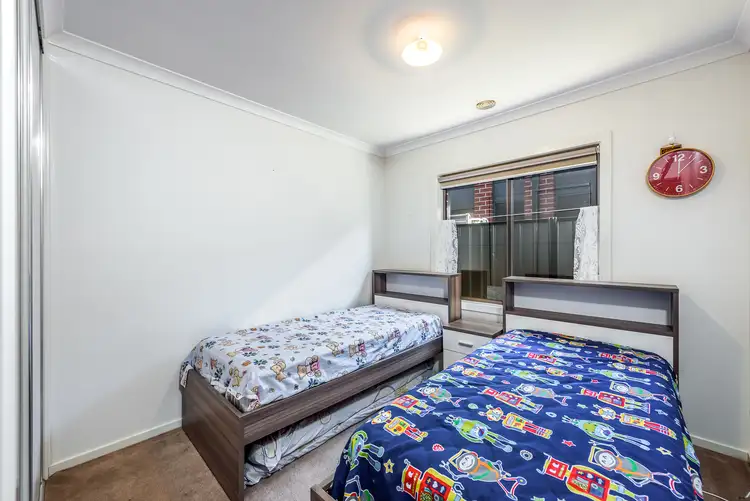 Sixth view of Homely house listing, 9 Violet Place, Craigieburn VIC 3064