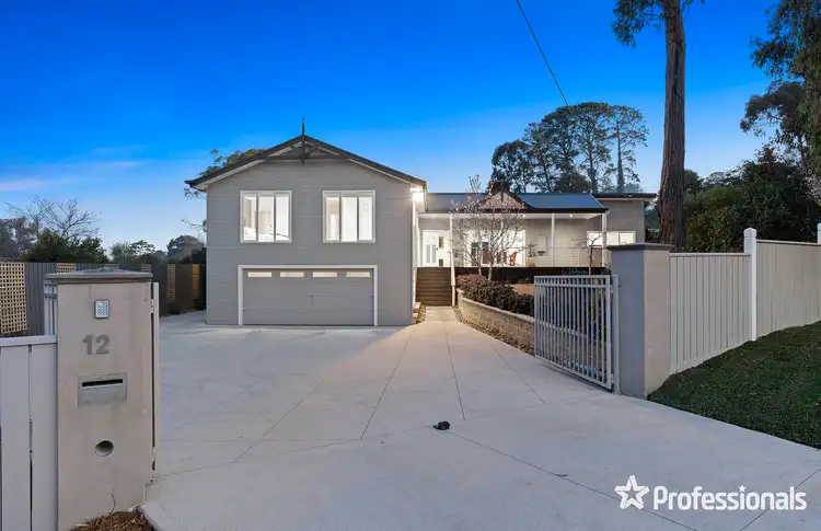12 Rangeview Road, Mount Evelyn VIC 3796