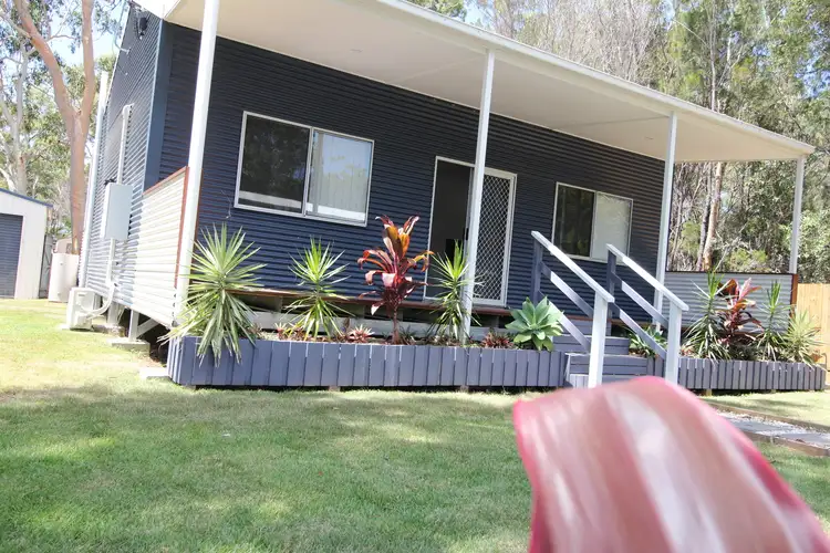 11 Barramundi Street, Macleay Island QLD 4184