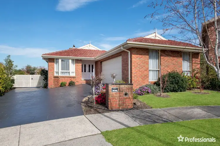 11 Aspen Close, Wantirna South VIC 3152