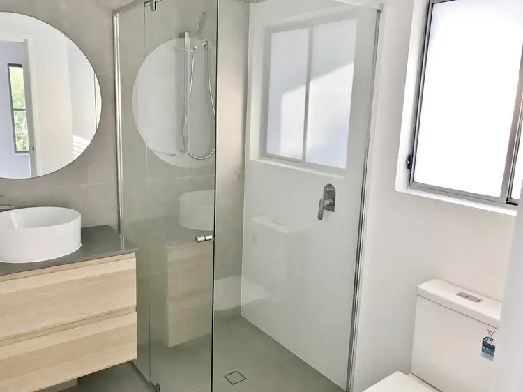 Third view of Homely semi-detached listing, 1/40B Regency Place, Mudgeeraba QLD 4213