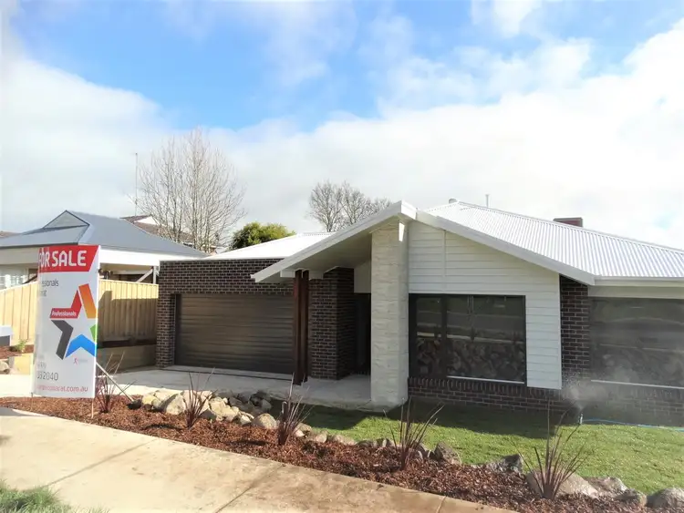7 Hillview Road, Brown Hill VIC 3350