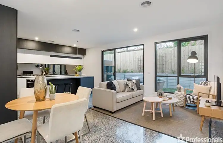 Main view of Homely townhouse listing, 3 Mills Place, Mooroolbark VIC 3138